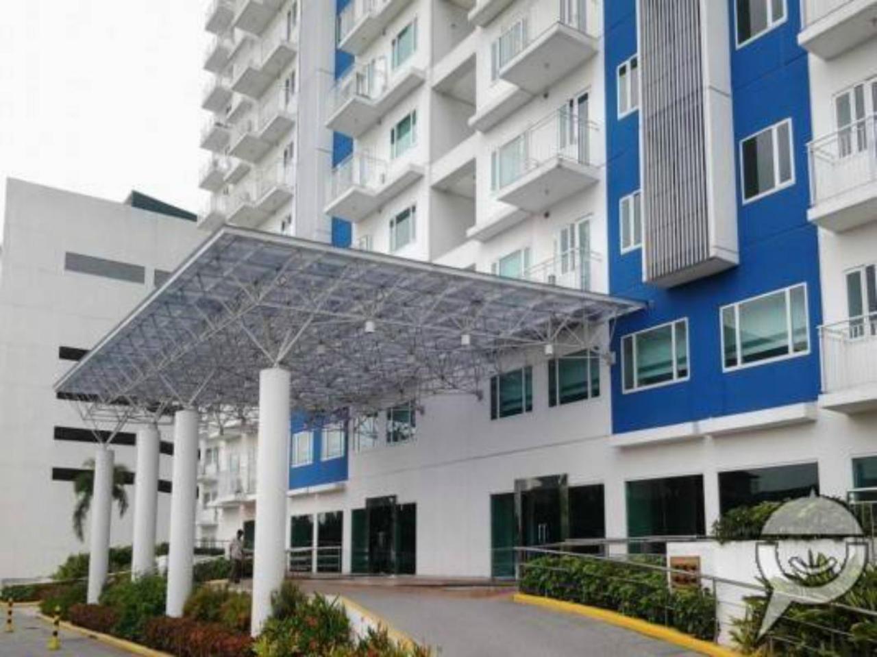 The Grass Residences Staycation Quezon City Exterior photo